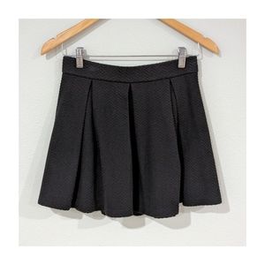 UO Silence + Noise Black Pleated Textured Mini Skater Skirt, Size S